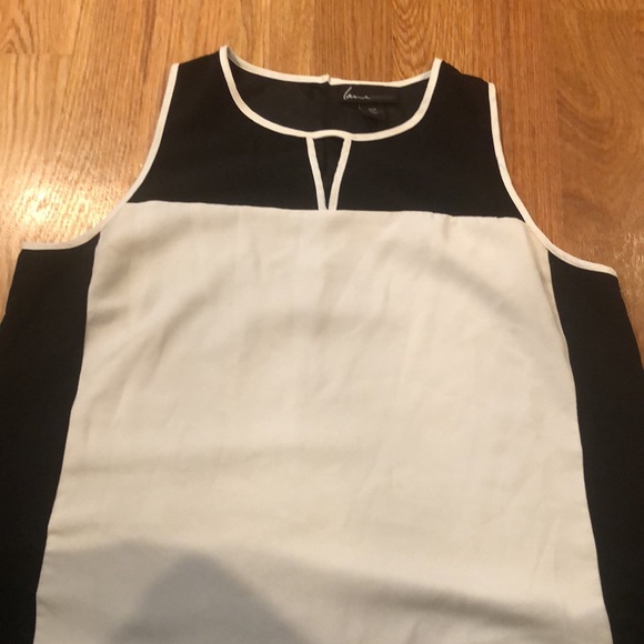 Black and white long dress. - Picture 3 of 6